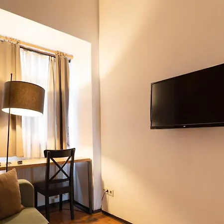 Stylish And Designed 1br In A Prime Location